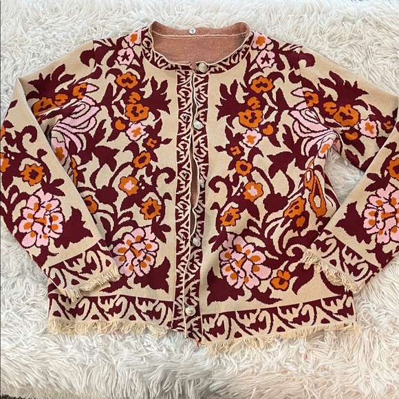 Boutique Sweater medium - Picture 1 of 5